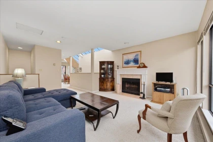 Kitchen Island Photo of 6 5730 Carnarvon Street, Vancouver, BC