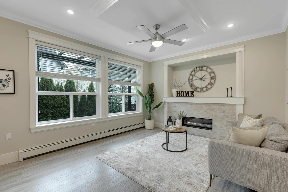 Living Room Photo of 20951 80b Avenue, Langley, BC