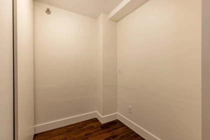 Basement Recreation Room Photo of 205 233 Abbott Street, Vancouver, BC
