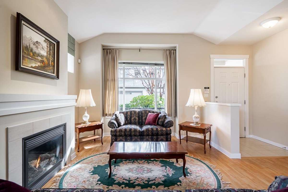 Family Room Photo of 53 15188 62a Avenue, Surrey, BC