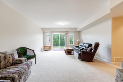 Entry Foyer Photo of 53 15188 62a Avenue, Surrey, BC