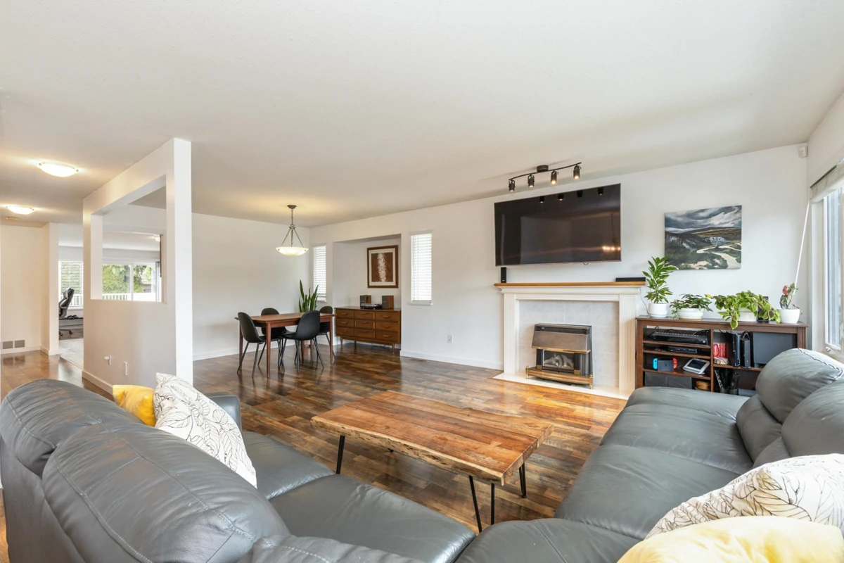 Living Room Photo of 3843 Toronto Street, Port Coquitlam, BC