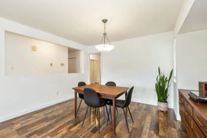 Kitchen Island Photo of 3843 Toronto Street, Port Coquitlam, BC