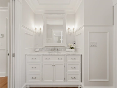Hallway Photo of 15430 34a Avenue, Surrey, BC