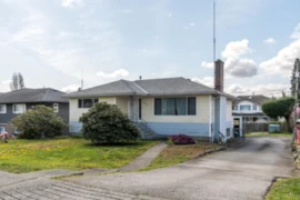 6664 Charles Street, Burnaby, BC