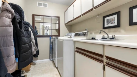 Mudroom Photo of 16232 87 Avenue, Surrey, BC