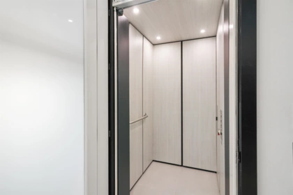 Powder Room Photo of 6127 152a Street, Surrey, BC