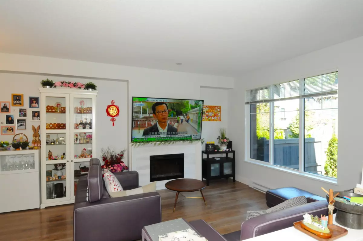 Family Room Photo of 76 3306 Princeton Avenue, Coquitlam, BC