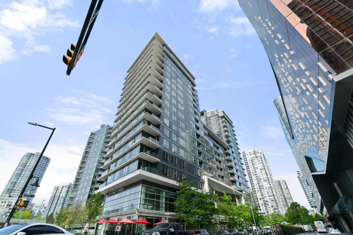 Exterior Rear Photo of 608 68 Smithe Street, Vancouver, BC