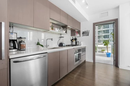 Kitchen Photo of 608 68 Smithe Street, Vancouver, BC