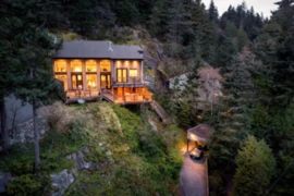 6965 Marine Drive, West Vancouver, BC