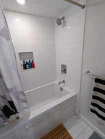 Primary Bathroom Photo of 2004 8189 Cambie Street, Vancouver, BC