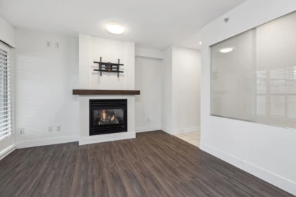 2002 989 Richards Street, Vancouver, BC, Vancouver — Apartment/Condo for sale