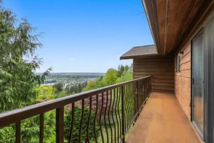 Staircase Photo of 2581 Zurich Drive, Abbotsford, BC