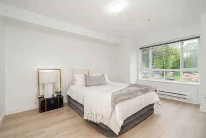 Office / Den Photo of 215 14960 102a Avenue, Surrey, BC