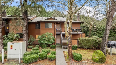 Guest Bathroom Photo of 916 10620 150 Street, Surrey, BC