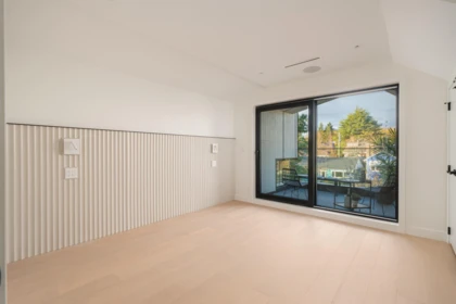 Breakfast Nook Photo of 1 4018 W 21st Avenue, Vancouver, BC
