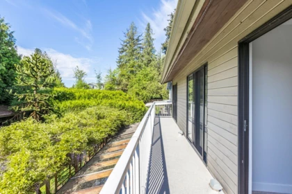 Garage Interior Photo of 15442 Kilkee Place, Surrey, BC