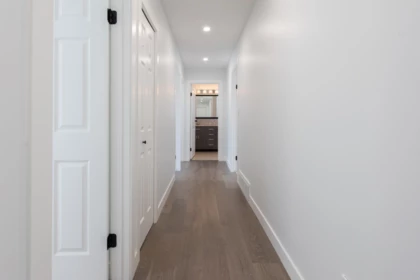 Laundry Room Photo of 15442 Kilkee Place, Surrey, BC