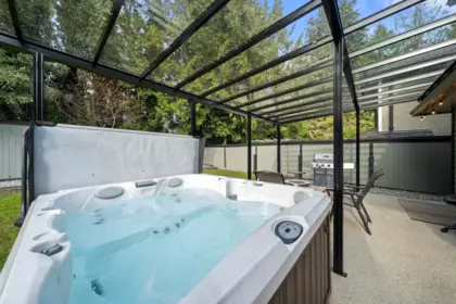 Garden / Landscaping Photo of 1216 Plateau Drive, North Vancouver, BC