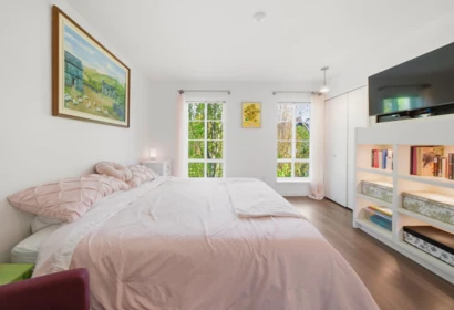 Office / Den Photo of 1 2423 Avon Place, Port Coquitlam, BC