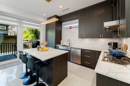 Kitchen Island Photo of 6007 Larch Street, Vancouver, BC