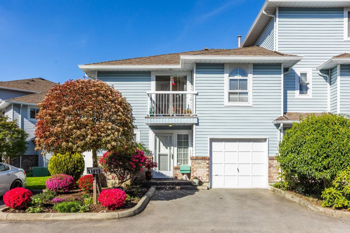 Exterior Rear Photo of 4 13919 70 Avenue, Surrey, BC