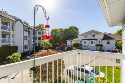 Laundry Room Photo of 4 13919 70 Avenue, Surrey, BC