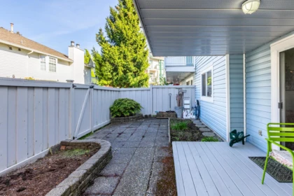 Outdoor Deck Photo of 4 13919 70 Avenue, Surrey, BC
