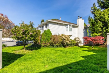 Swimming Pool Photo of 4 13919 70 Avenue, Surrey, BC
