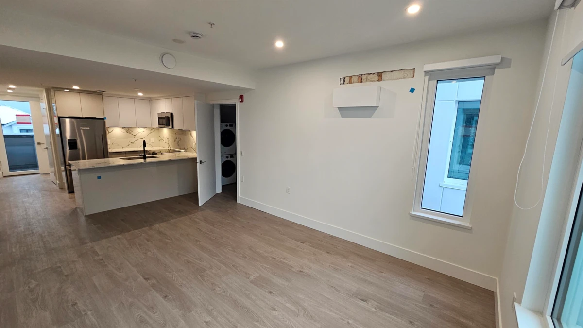 Living Room Photo of 316 2250 E 1 Avenue, Vancouver, BC