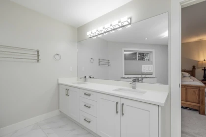 Laundry Room Photo of 1025 Ranch Park Way, Coquitlam, BC