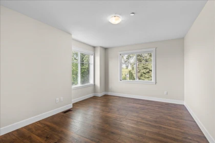 Mudroom Photo of 14 32921 14th Avenue, Mission, BC