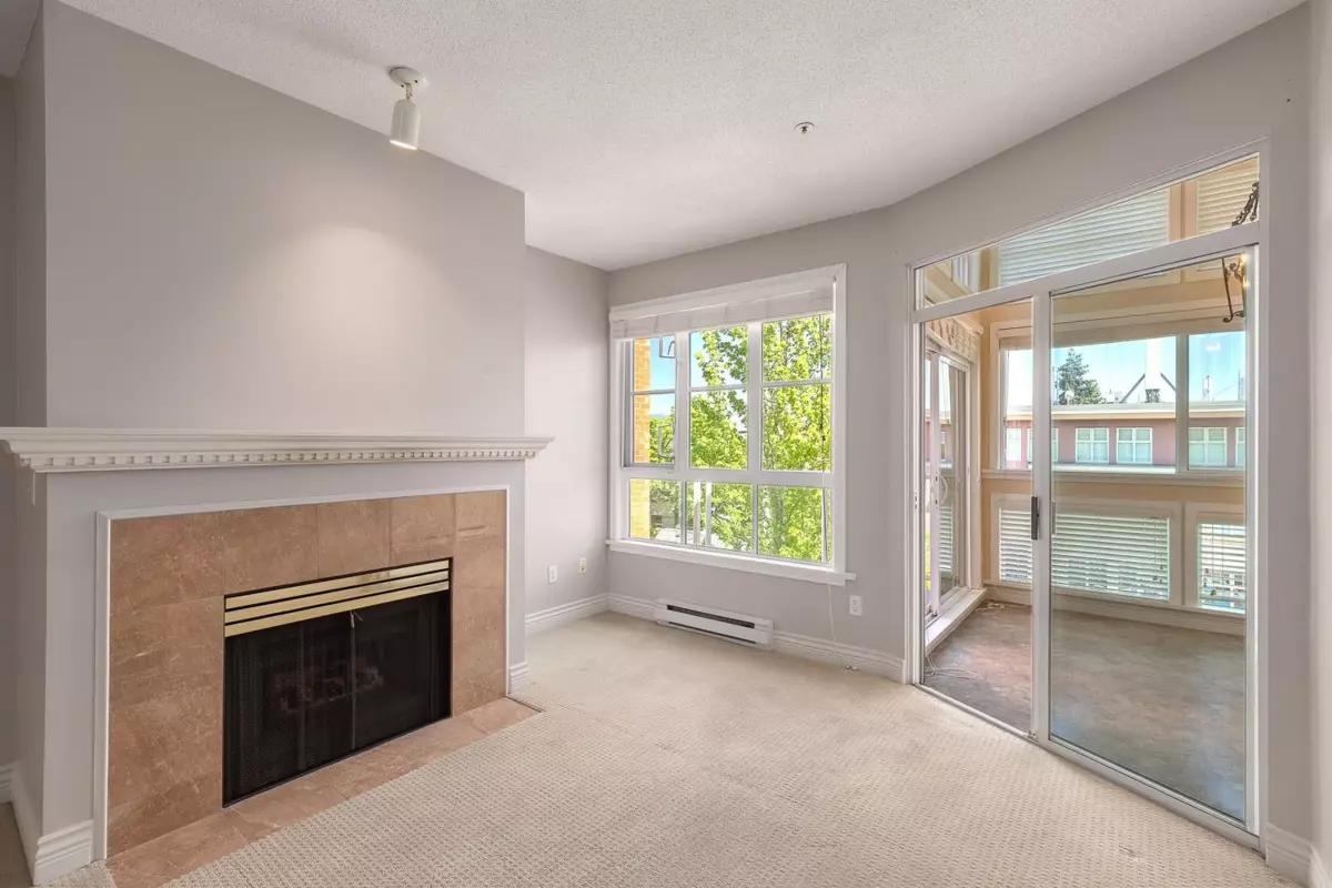 Family Room Photo of 406 3621 W 26th Avenue, Vancouver, BC