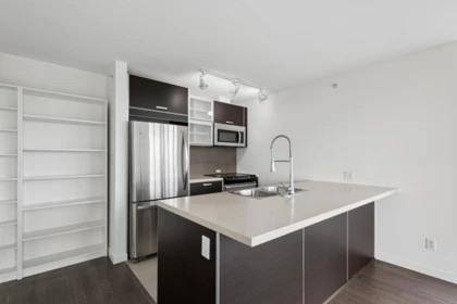 1107 13688 100 Avenue, Surrey, BC, Surrey — Apartment/Condo for sale