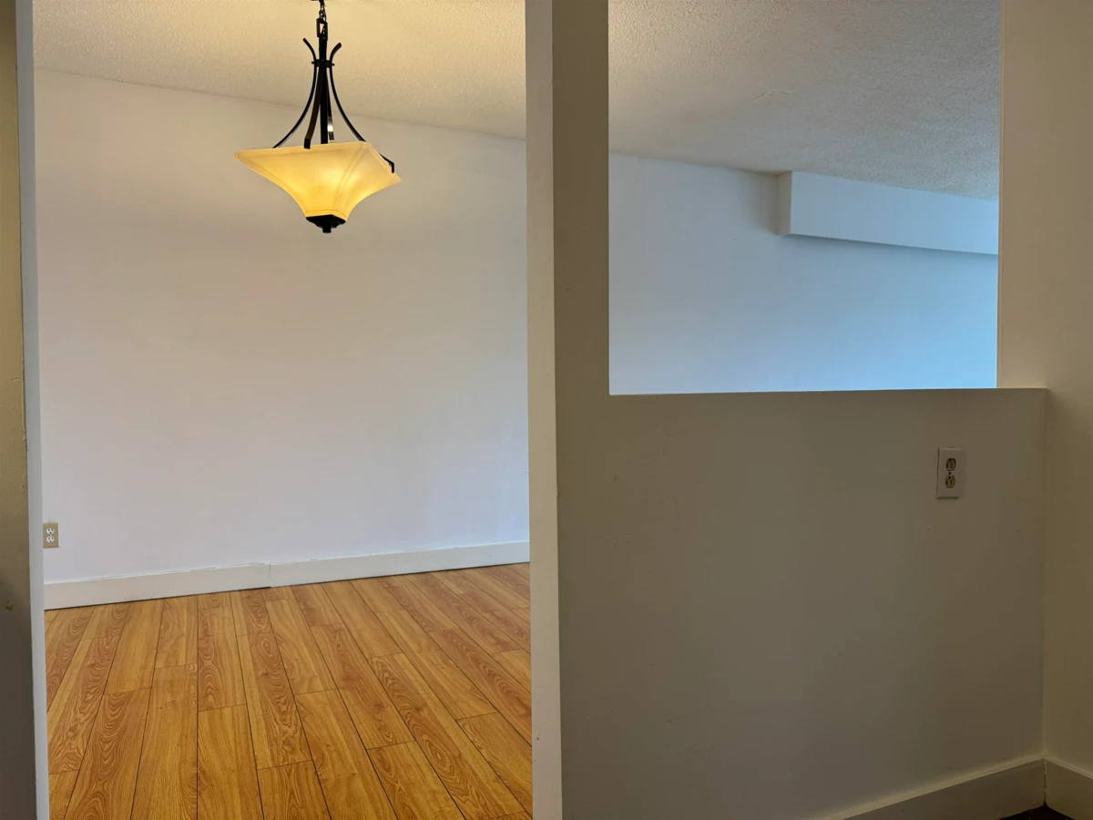 Family Room Photo of 229 32850 George Ferguson Way, Abbotsford, BC