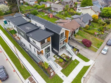 Community Amenities Photo (Clubhouse) of 502 E 5th Street, North Vancouver, BC
