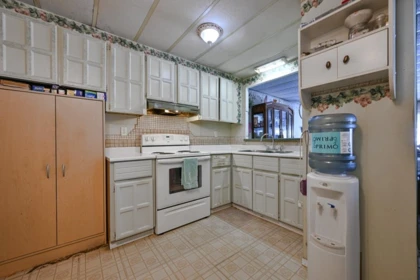 Breakfast Nook Photo of 106 45640 Watson Road, Chilliwack, BC