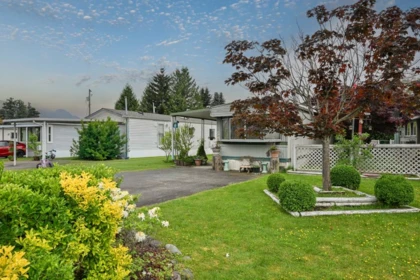 Kitchen Photo of 106 45640 Watson Road, Chilliwack, BC