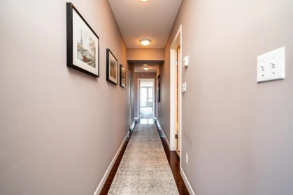 Hallway Photo of 1000 328 Clarkson Street, New Westminster, BC