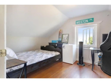Powder Room Photo of 5690 Riverside Street, Abbotsford, BC