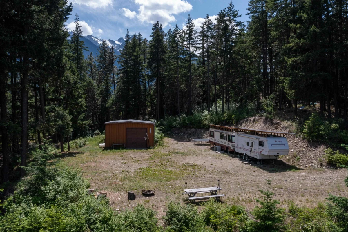 Family Room Photo of 9840 Anderson Place, Pemberton, BC