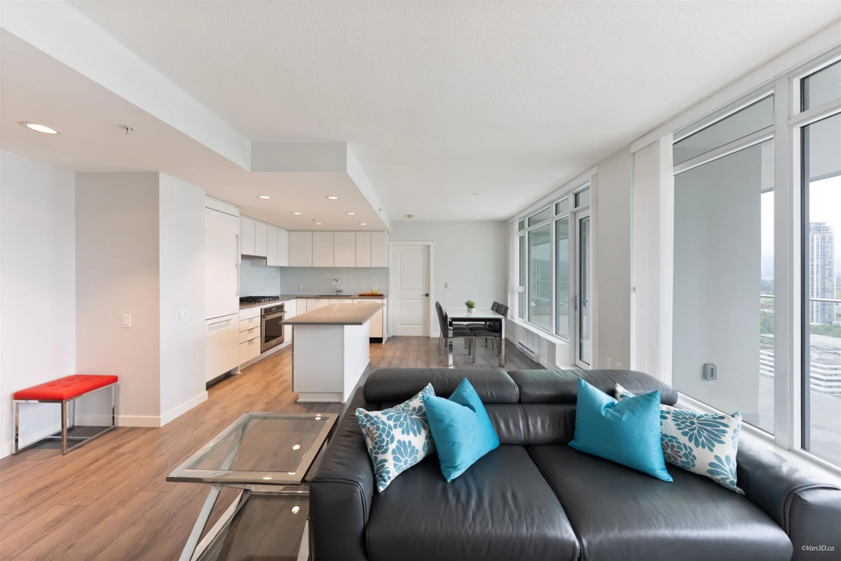 Family Room Photo of 3207 2388 Madison Avenue, Burnaby, BC
