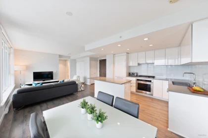 Kitchen Photo of 3207 2388 Madison Avenue, Burnaby, BC