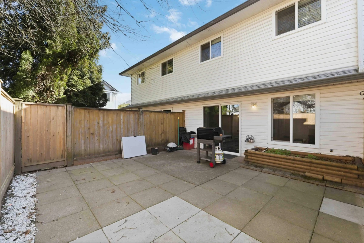 Living Room Photo of 22 11757 207 Street, Maple Ridge, BC