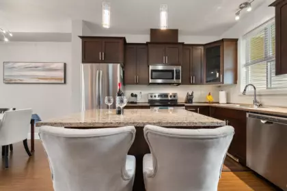Kitchen Island Photo of 18 44420 Sherry Drive, Chilliwack, BC