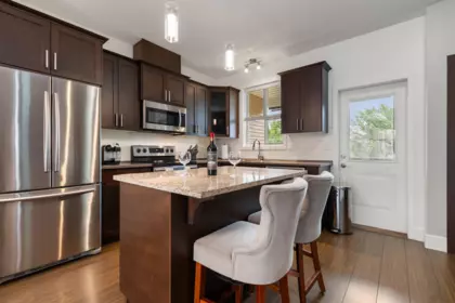 Kitchen Photo of 18 44420 Sherry Drive, Chilliwack, BC