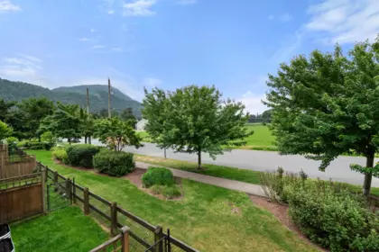 Swimming Pool Photo of 18 44420 Sherry Drive, Chilliwack, BC