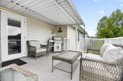 Basement Recreation Room Photo of 16457 10a Avenue, Surrey, BC