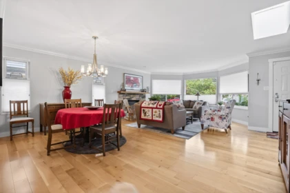 Breakfast Nook Photo of 16457 10a Avenue, Surrey, BC